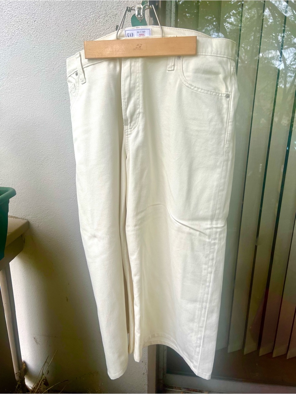 GAP Women’s Wide Leg Jeans NEVER WORN! “16”